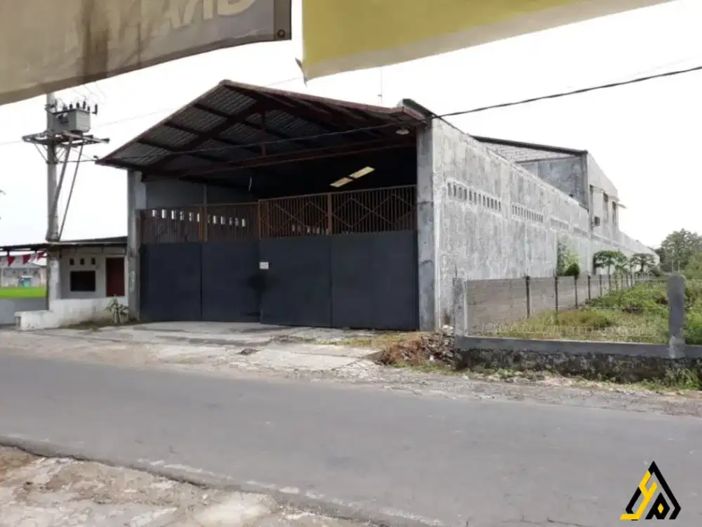 Disewakan Gudang Siap Huni, Zona Industri Strategis Sawit,Boyolali Luas 2201m2 BUU!!!