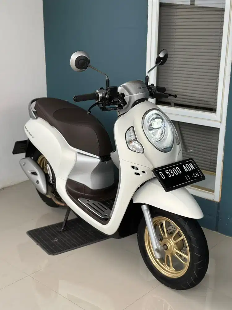 HONDA SCOOPY 2021 PRESTIGE PUTIH TYPE TERTINGGI!!