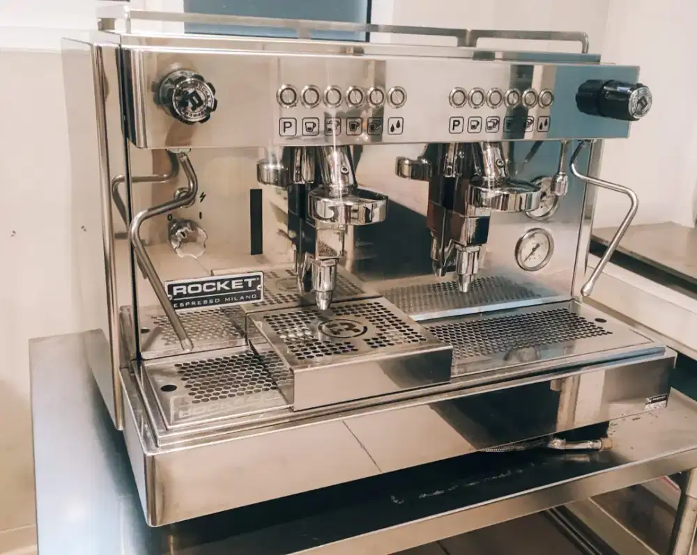 Mesin Kopi Rocket Espresso Milano A2–2 Group Komersial, Kondisi Bagus