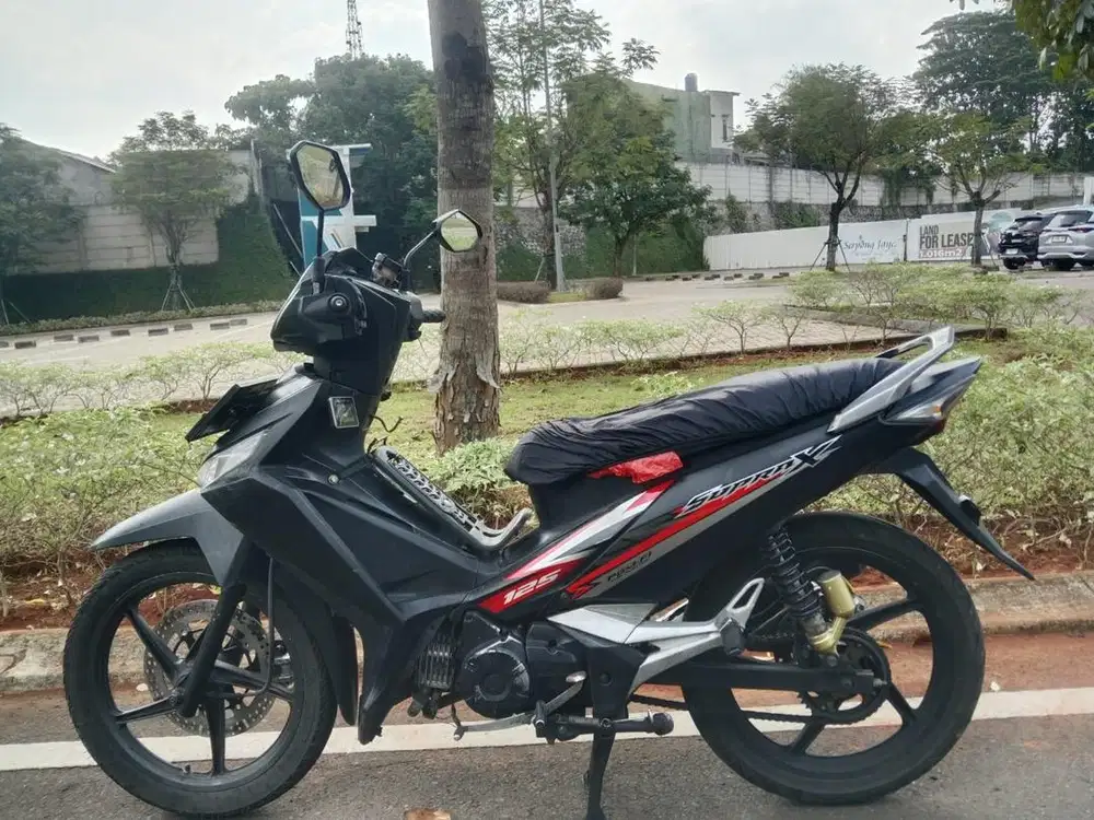 Jual supra 125cc surat lengkap harga terjangkau siapa cepat dia dapat
