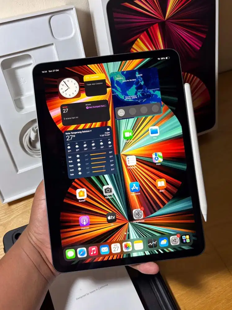 iPad Pro M1 128GB WIFI ONLY MULUS + Pencil Goojodog Megnetic