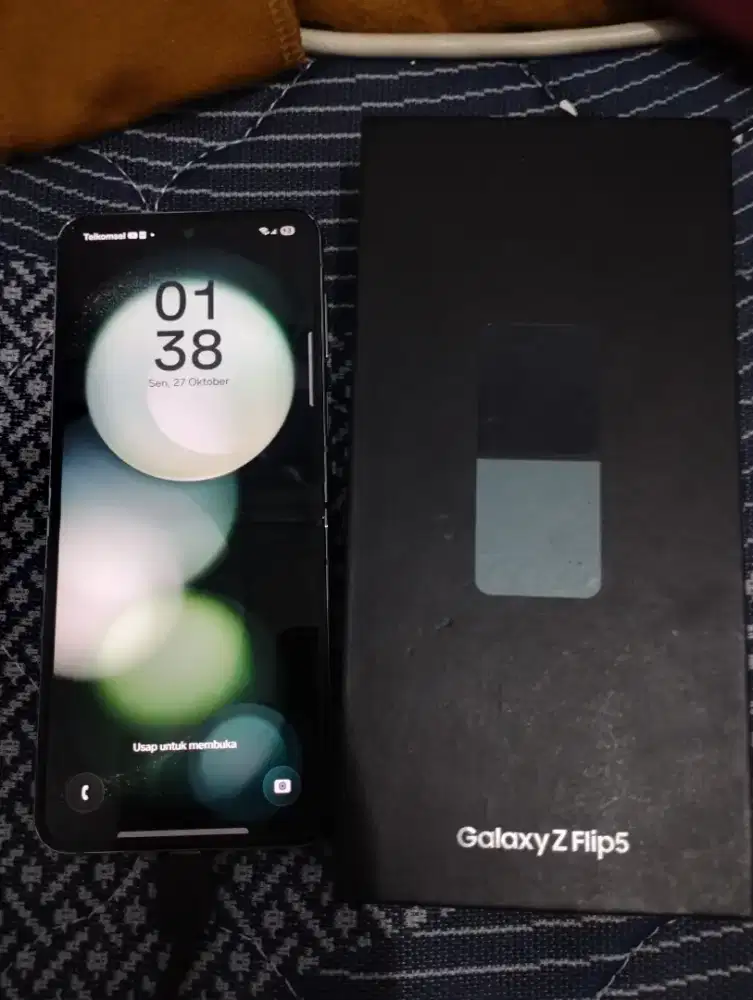 Samsung galaxy z flip 5