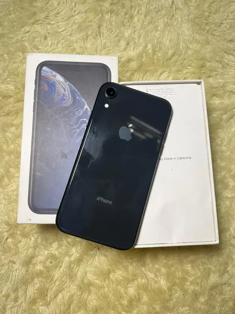 IPHONE XR BLACK 64GB IMEI REGIST
