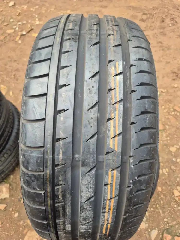 Ban baru nos BMW Continetal contisportontact5 SSR RFT 245/45 R18 .1pcs
