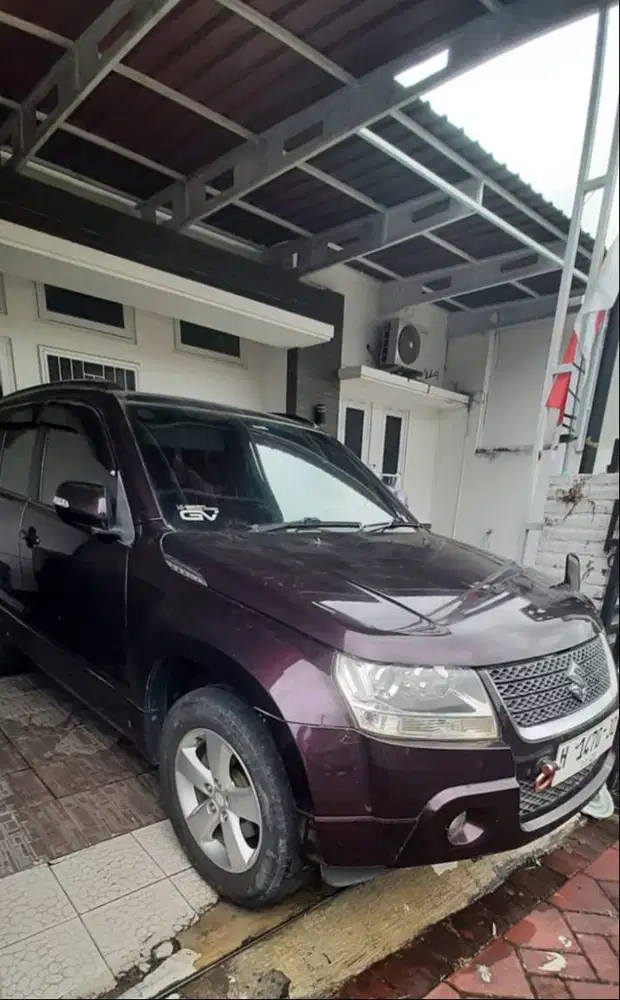 Suzuki Grand Vitara JLX manual 2011