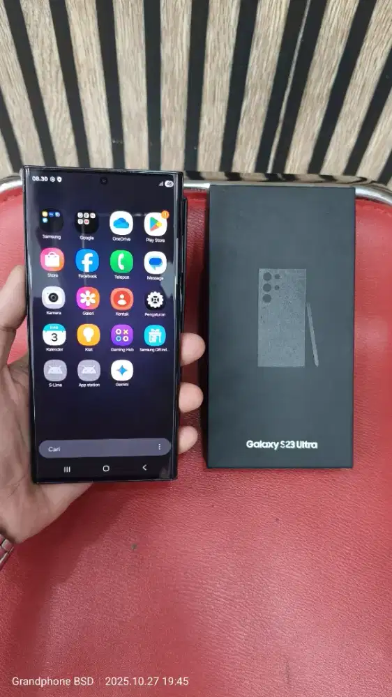 Samsung S23 Ultra (12/512)