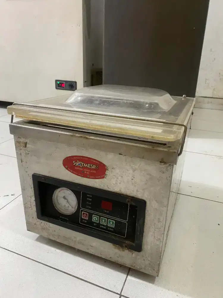 Mesin vakum/alat vakum