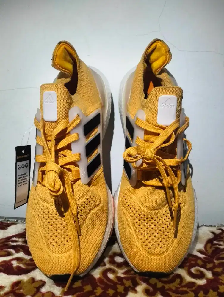 Sepatu Jogging Ultraboost 2.2