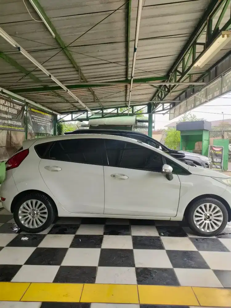 Ford Fiesta 1.4 Trend