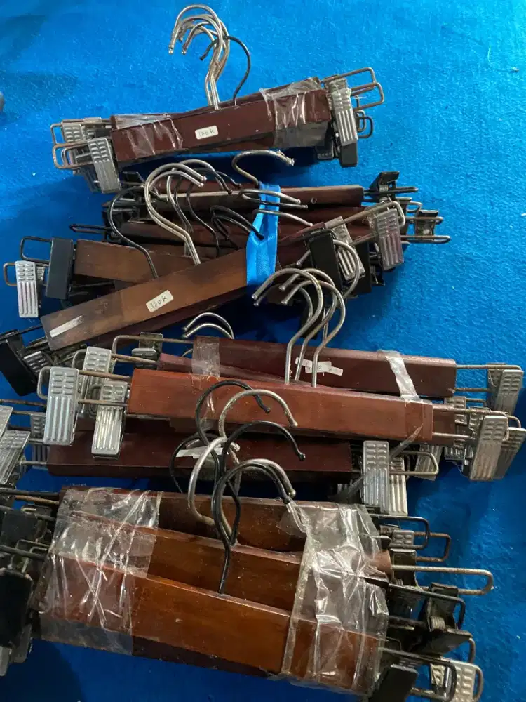 Gantungan baju/hangger