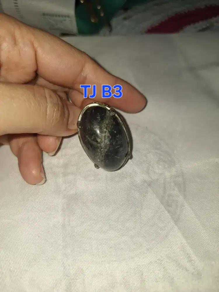 Batu cincin tapak jalak 
Hitam garis perak 
TJ b3 Ring perak alpaca 
B