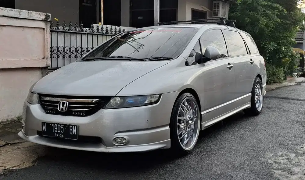 Honda Odyssey 2004 Bensin