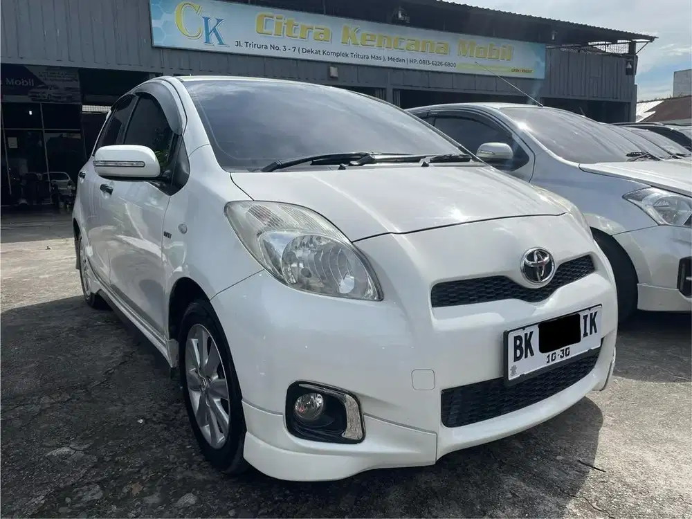 Toyota Yaris E M/T