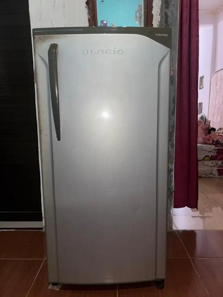 Kulkas Toshiba Glacio 1 pintu