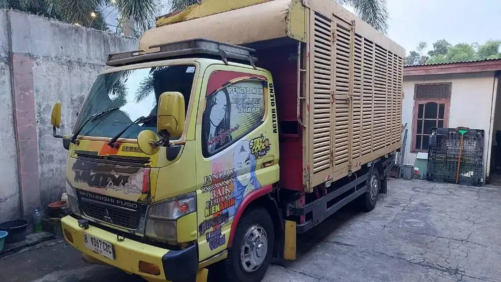 Mitsubishi Canter FE74HD PS125HD 125PS HDV Light Truck 2017