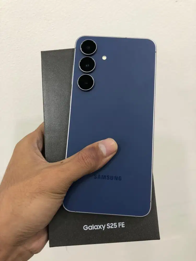 Handphone Samsung S25 FE