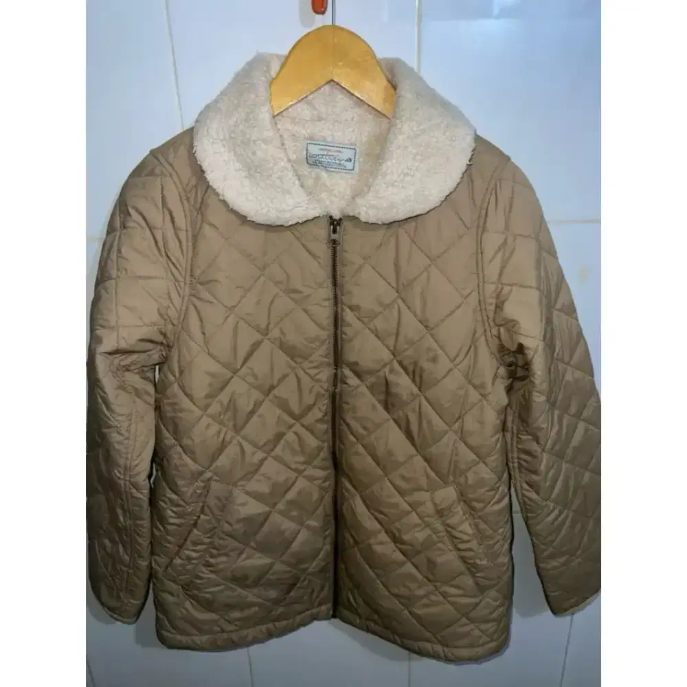 Jaket Bulu Wanita