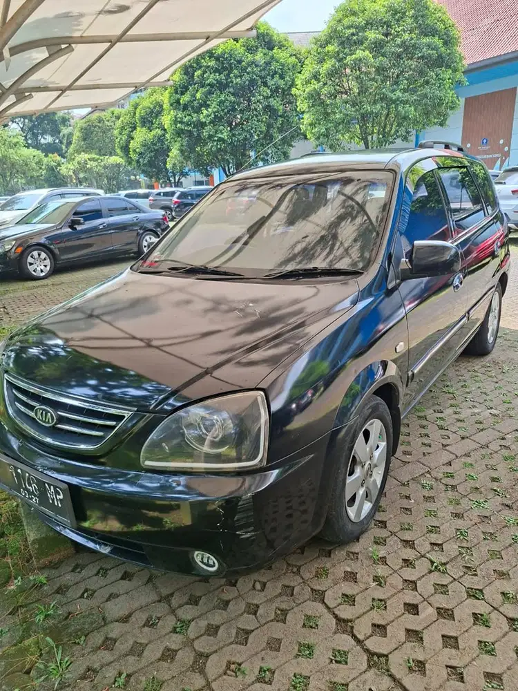 Kia Carens II 2003 Bensin