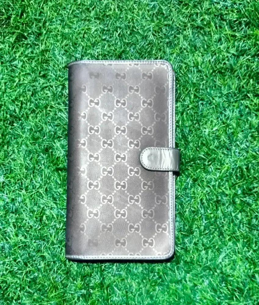 gucci longwalet monogram