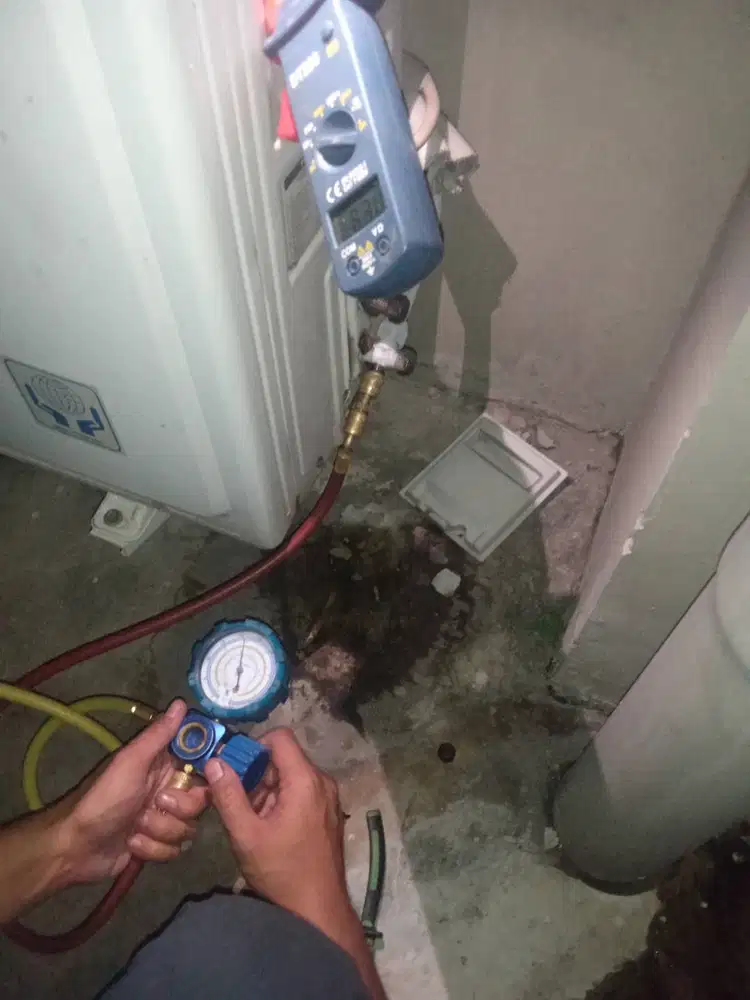 Jasa cuci ac dan servis eletronik