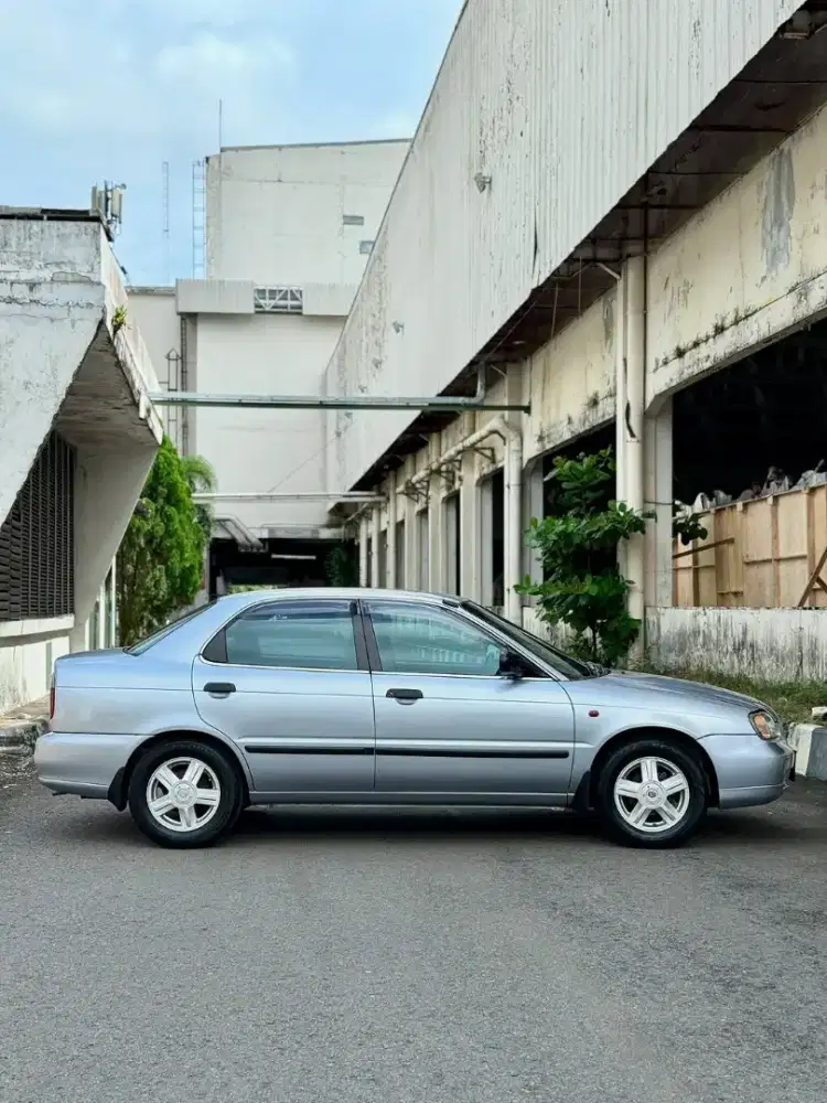 Suzuki Baleno Pribadi