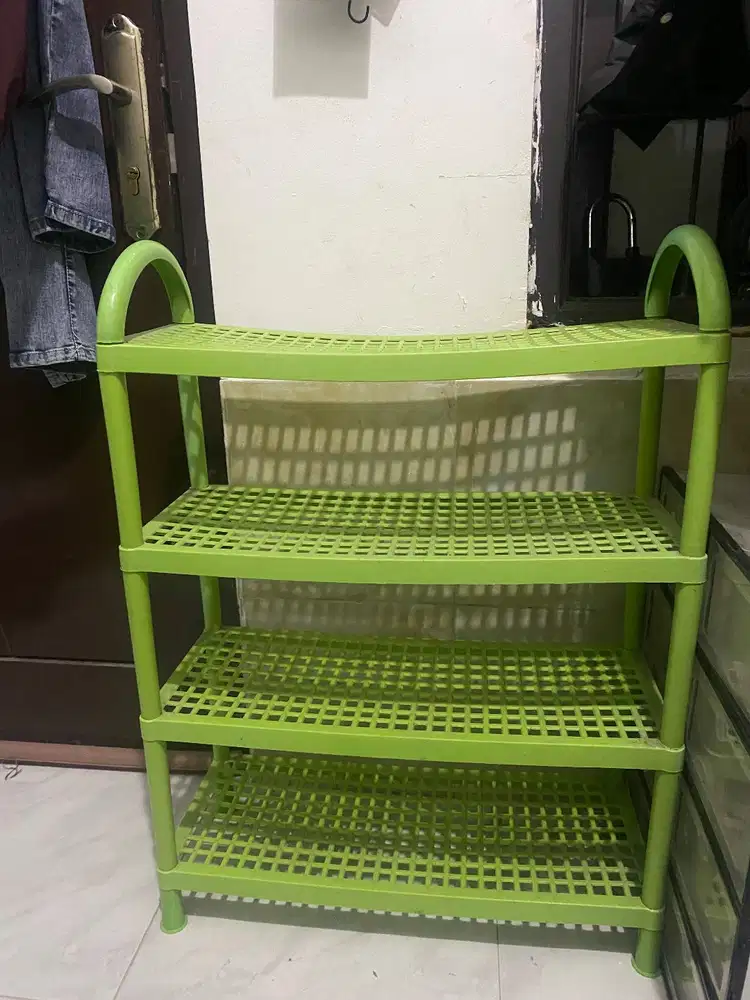 Rak Sepatu 4 Tingkat