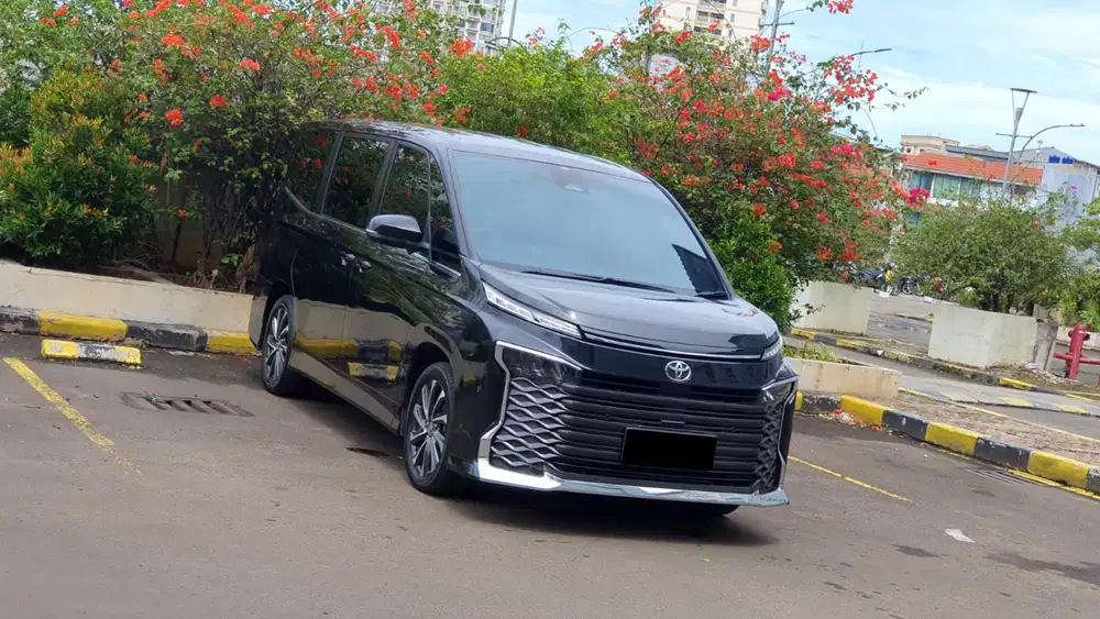 Toyota All New Voxy TSS Camera360 Hitam NIK 2024/2025