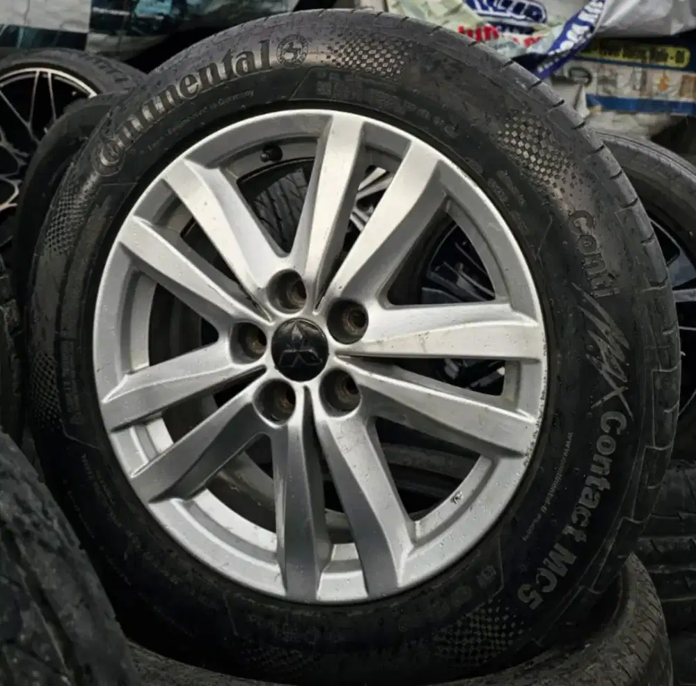 Velg OEM Mitsubishi Outlander R17 PCD5x114.3 Silver. Velg Ban 4pcs