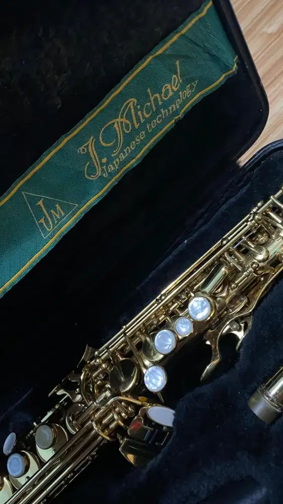Soprano Saxophone J Michael Gold