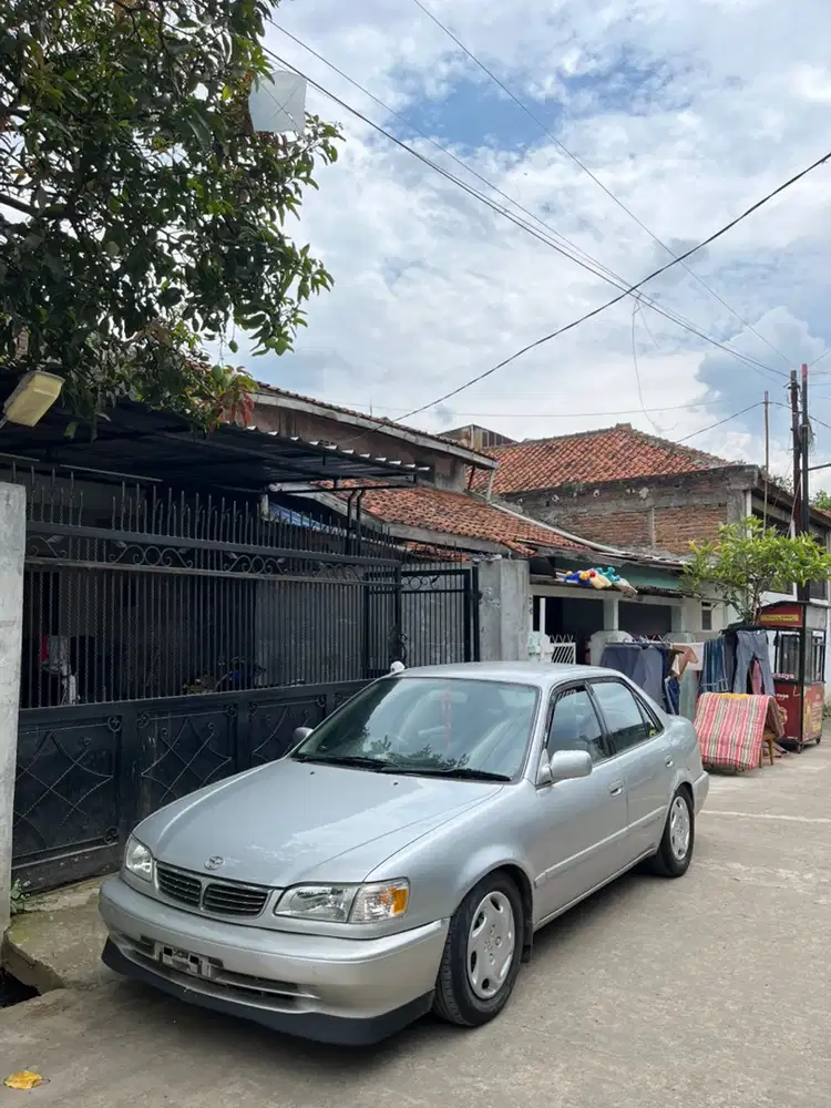 Toyota Corolla 2000 Bensin