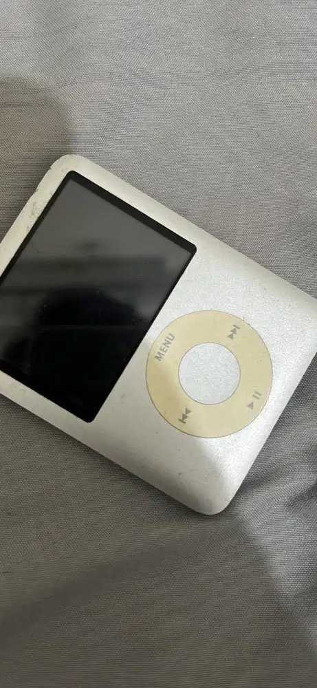 iPod 4 GB Apple