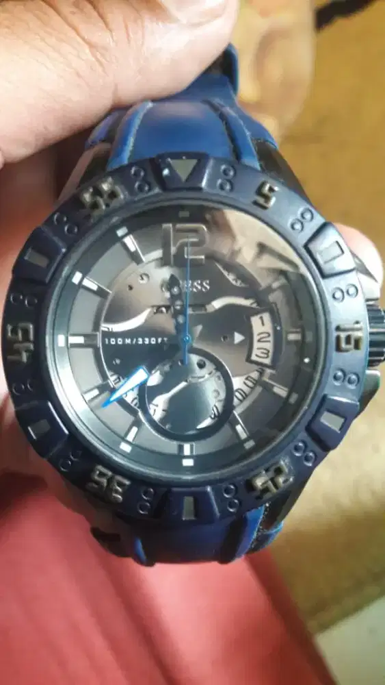 Jam tangan guess