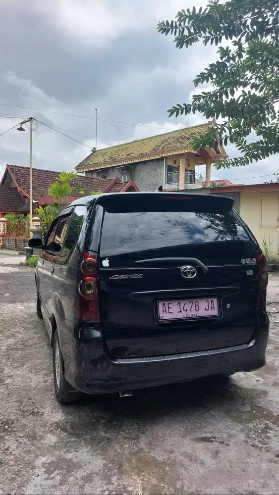 Avanza G 1.3 Hitam