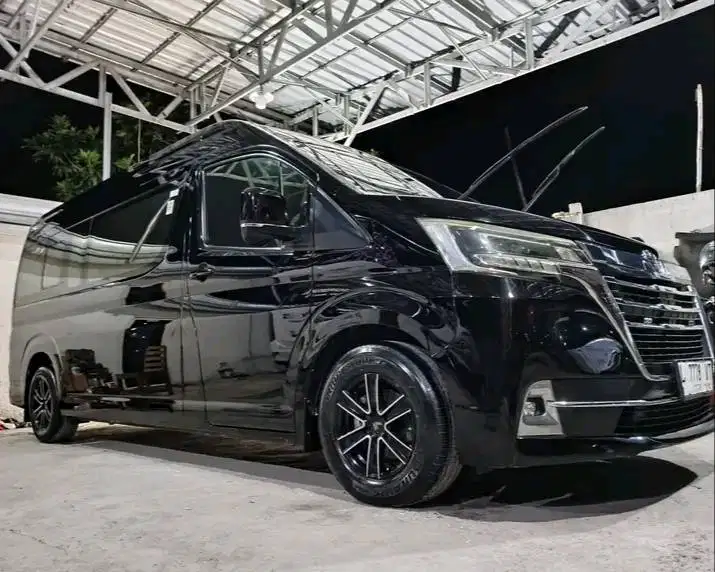 Persewaan mobil