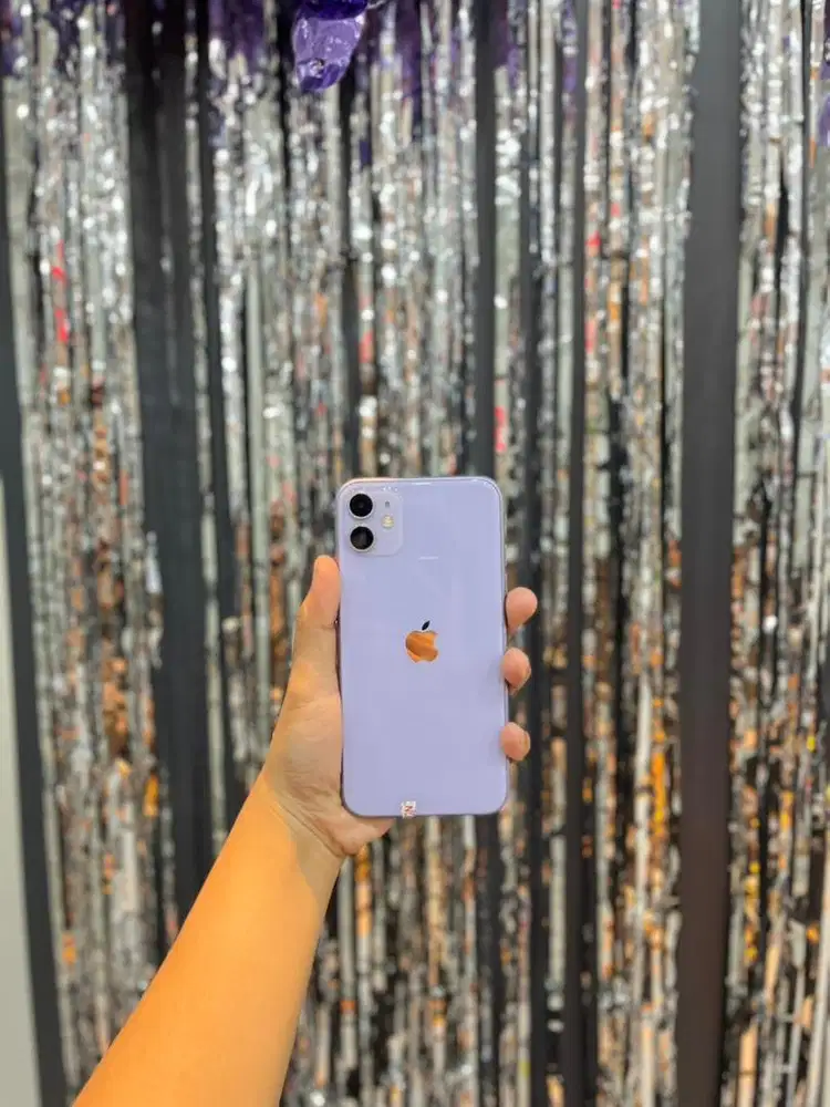 IPHONE 11 256gb second beacukai
