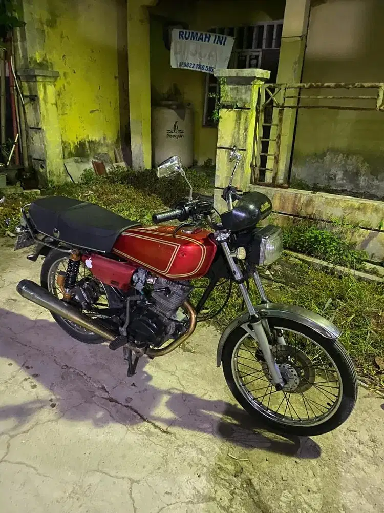 jual motor GL 100 honda tahun 1979