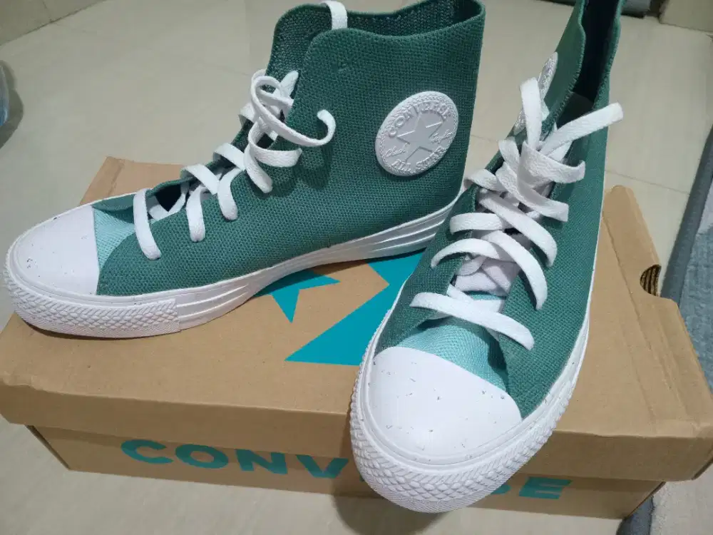 Sepatu converse