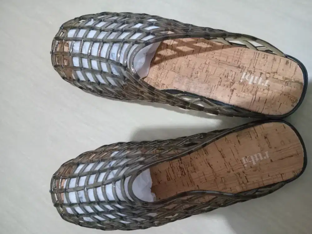 Sandal rubi original