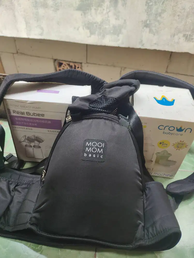 Gendongan bayi+pompa asi+penghangat susu