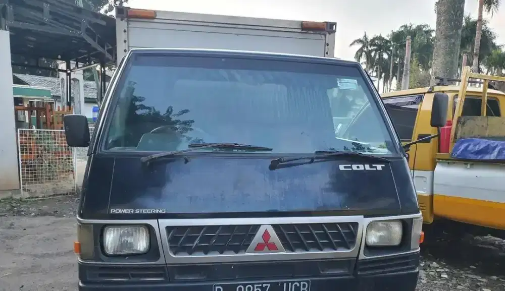L300 solar box tahun 2008 power stering