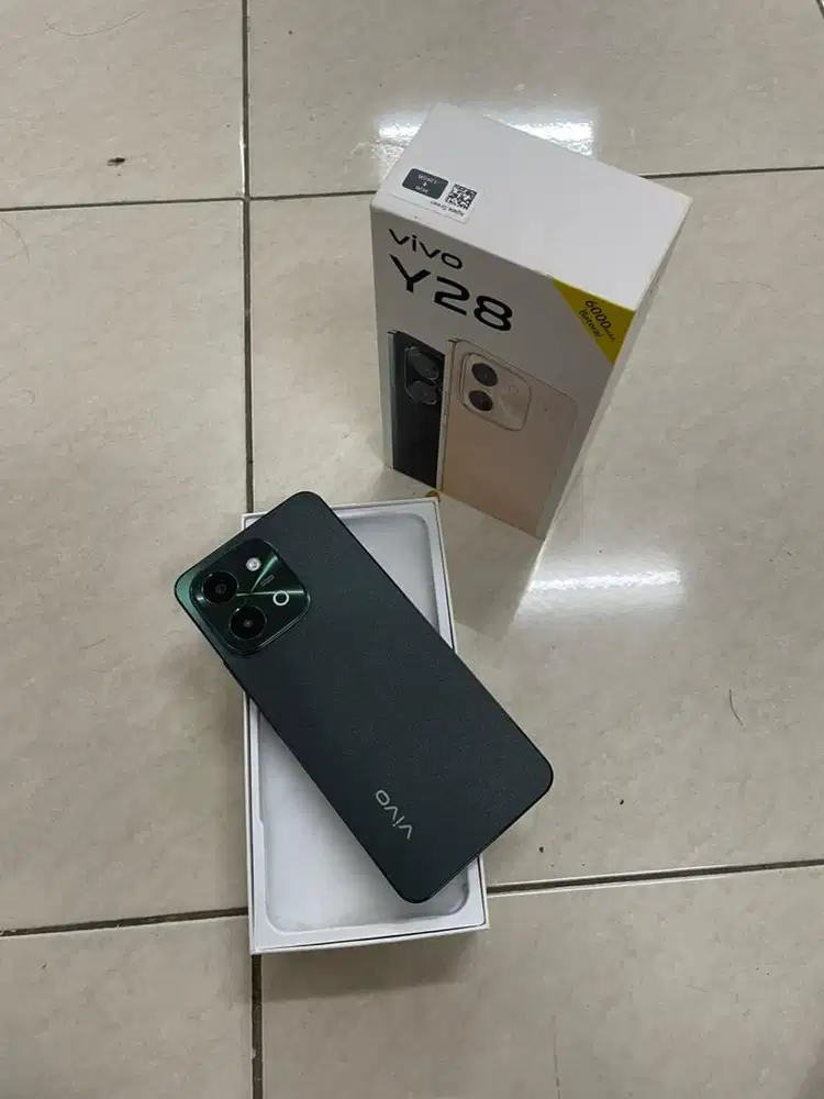 Vivo Y28 8/128 hijau tua