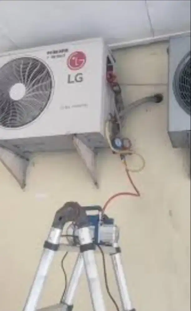 Jasa service AC dan kulkas,bongkar pasang AC baru/bekas