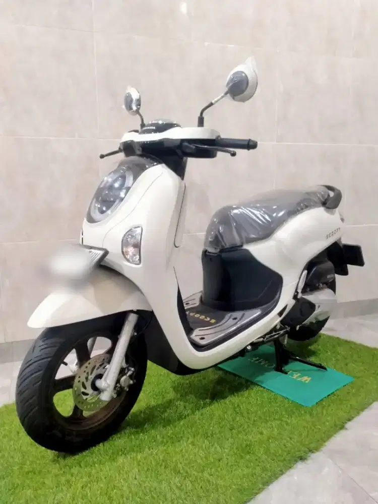Honda New Scoopy Prestige Keyless 2025 Bulan 5 Like New