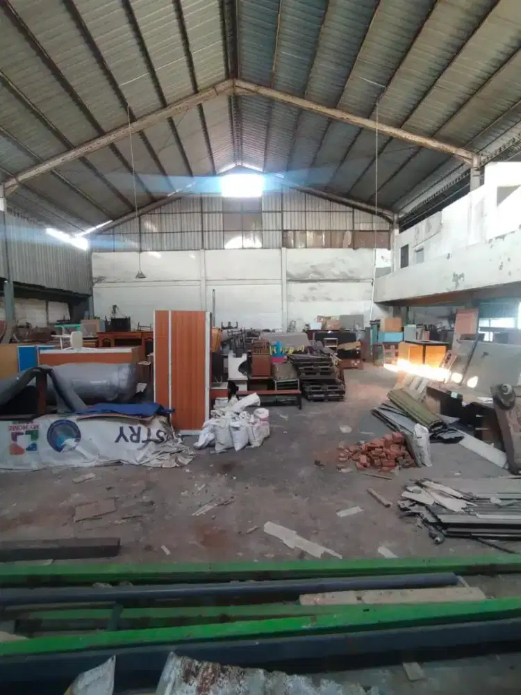 Gudang Ploso dkt Kalijudan Karang Asem Empat Bronggalan Kenjeran Merr