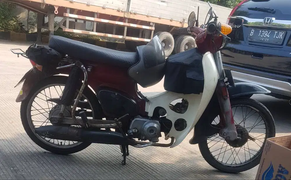 Honda C70 3 speed