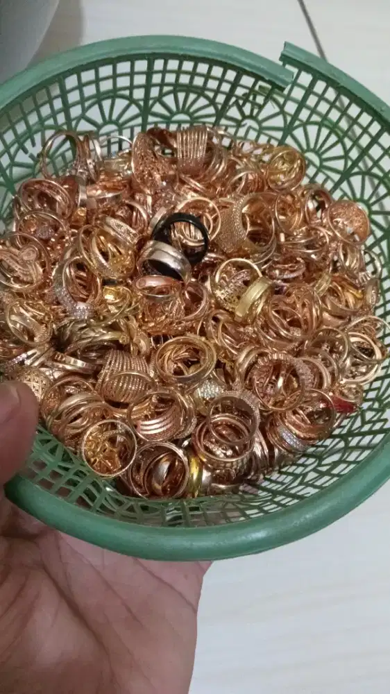 Terima jual emas perhiasan rusak atau lama