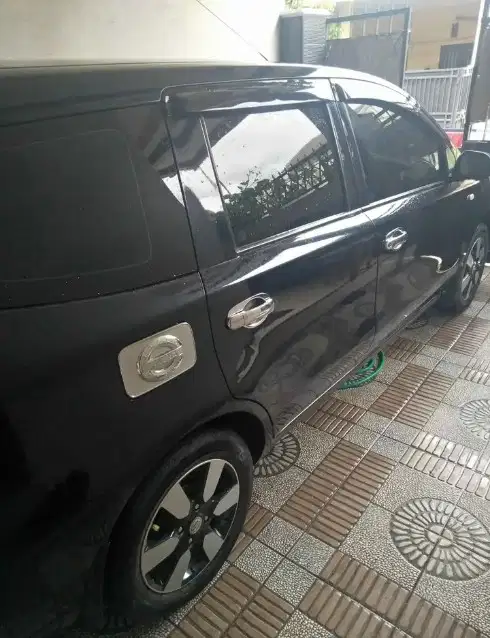 Nissan Grand livina 2009 Bensin