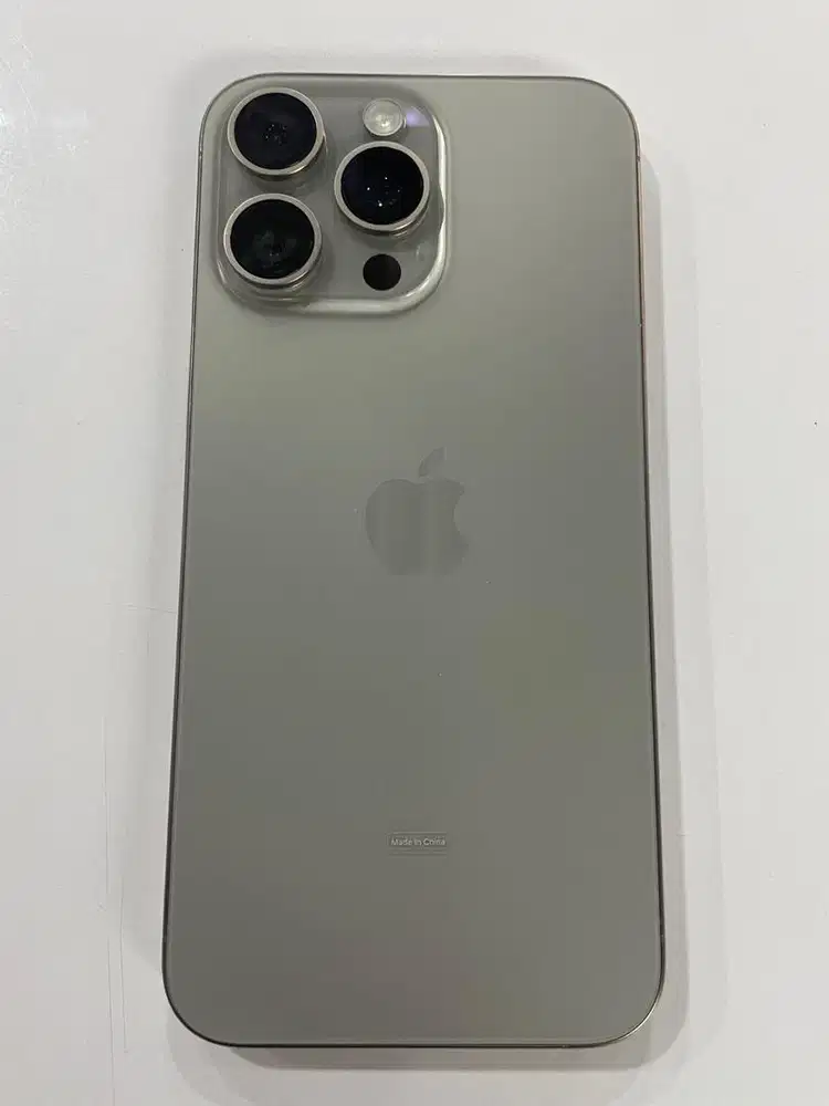 iPhone 15 Pro Max 512GB iBox