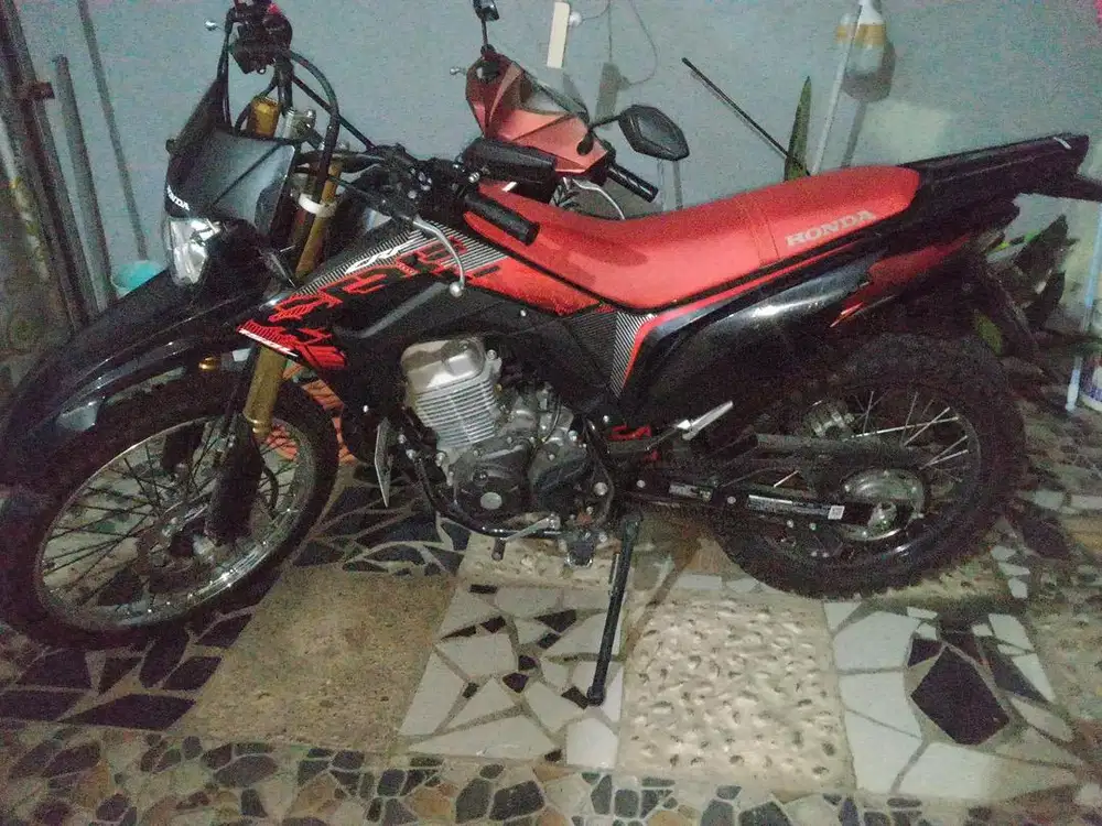 Di Jual cepat CRF 150L 2025