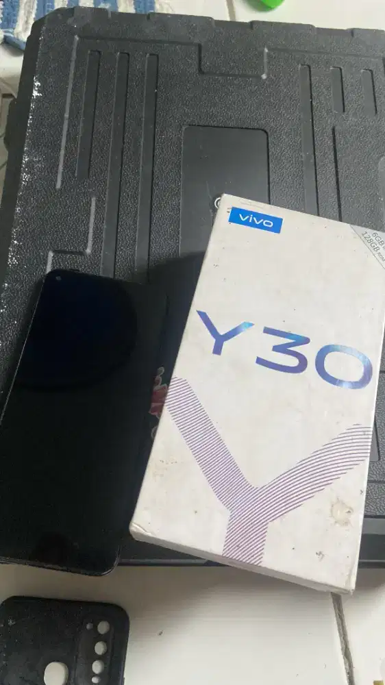 Di jual hp Vivo Y30 6/128